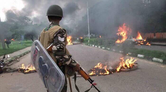 दुनिया का पहला, अंतिम, एकमात्र और असली धर्म मानवता!